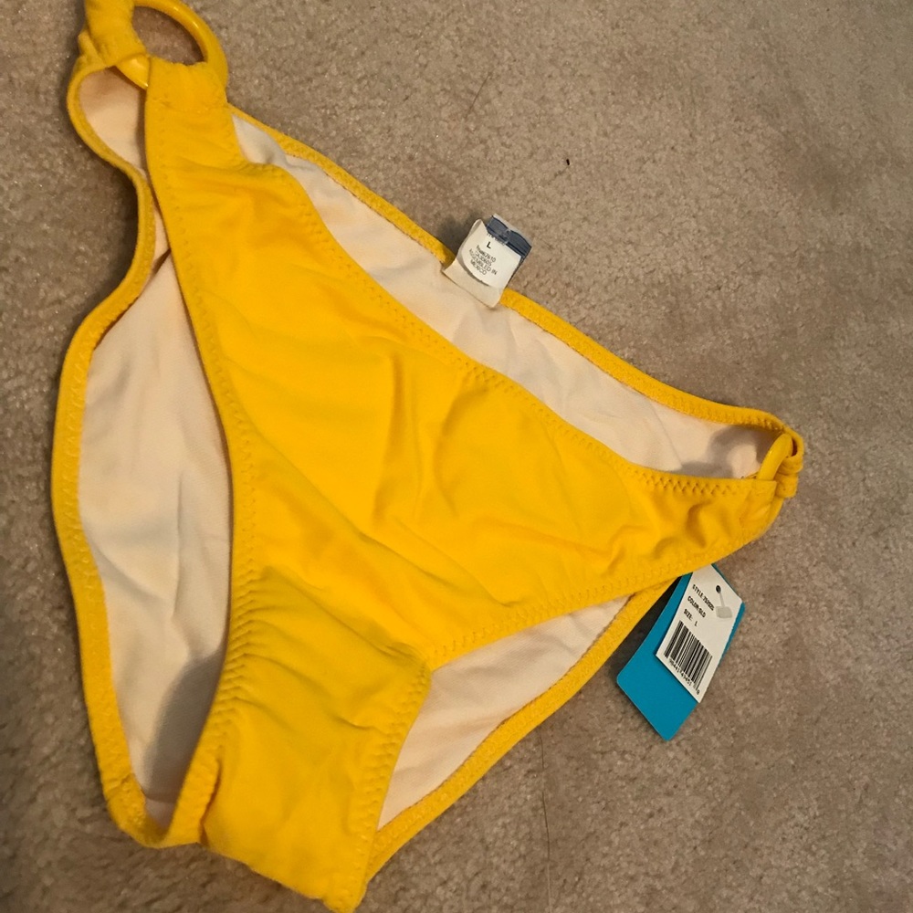 🌼NWT Swimsuit bottoms 🌼